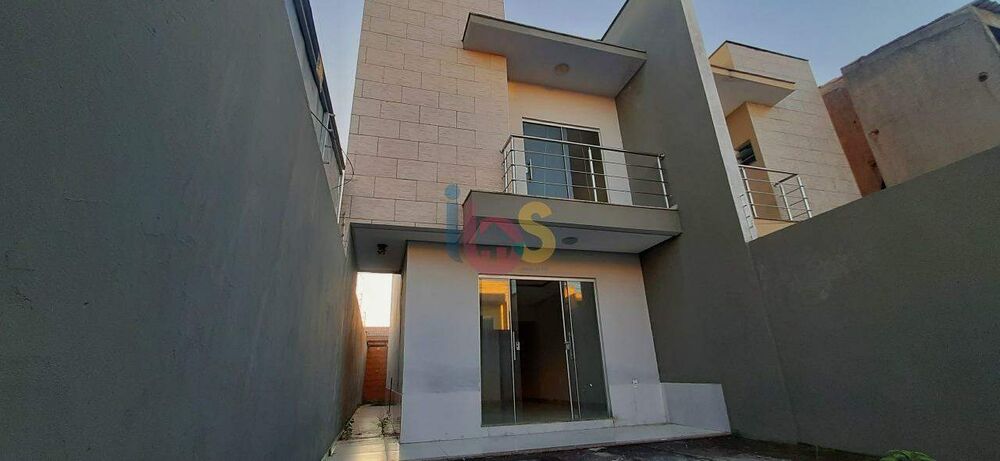Casa, 2 quartos, 187 m² - Foto 1