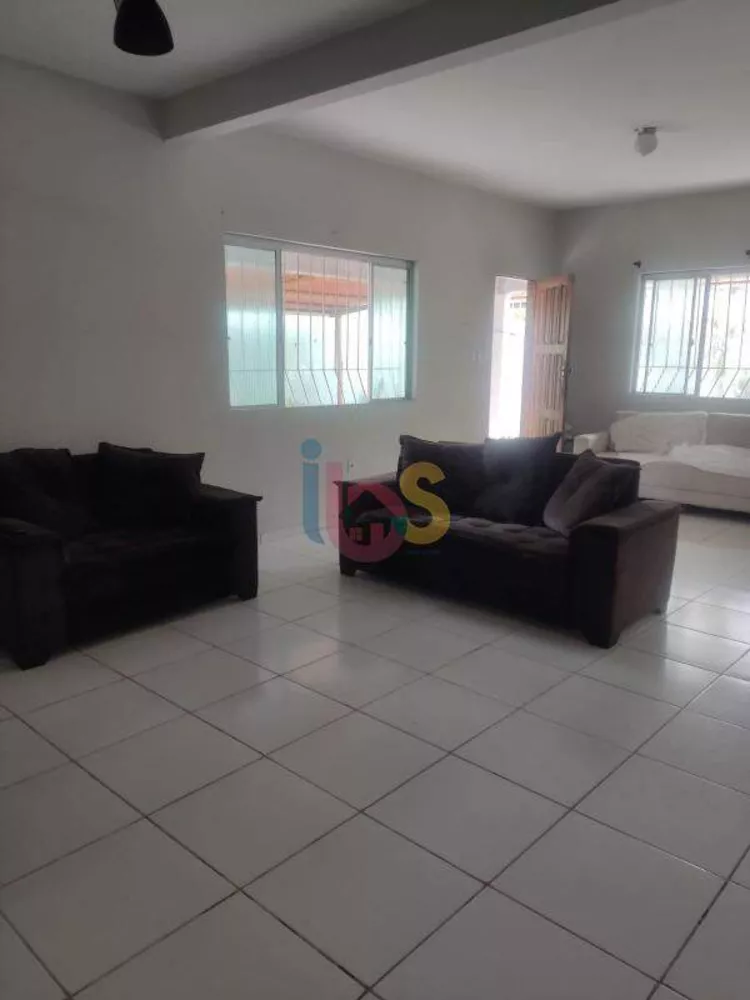 Casa à venda com 5 quartos, 200m² - Foto 4