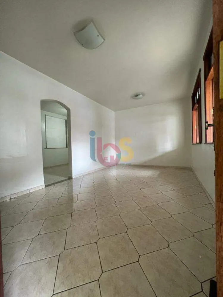 Casa, 5 quartos, 256 m² - Foto 2