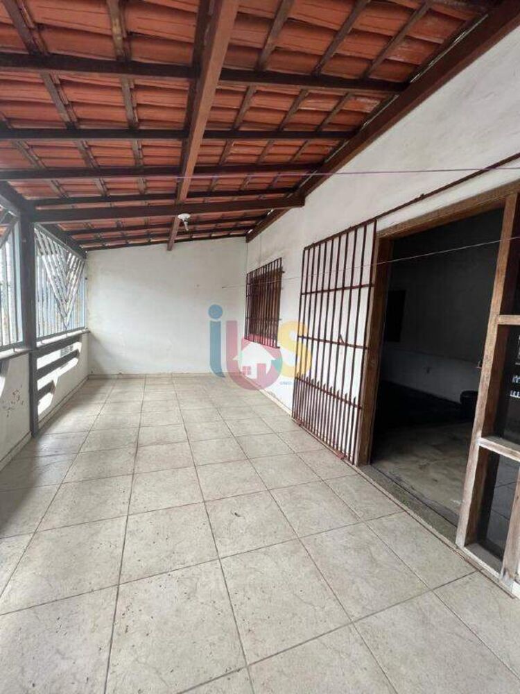 Casa, 5 quartos, 256 m² - Foto 4