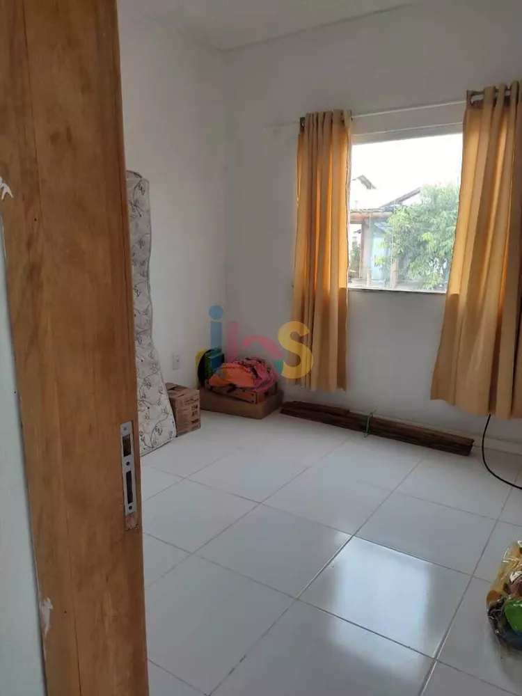 Terreno à venda com 1 quarto, 300m² - Foto 6