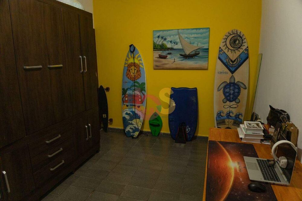 Casa, 6 quartos, 281 m² - Foto 2