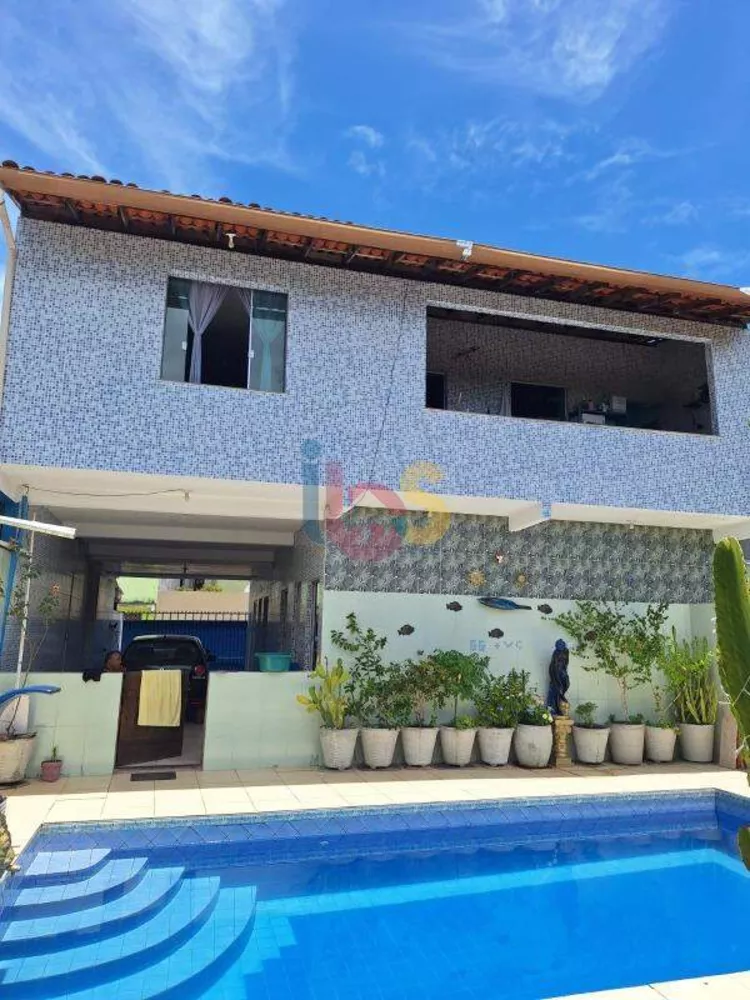 Casa à venda com 5 quartos, 800m² - Foto 1