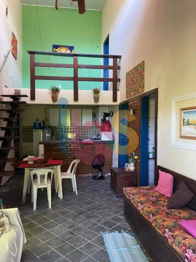 Casa à venda com 3 quartos, 90m² - Foto 2