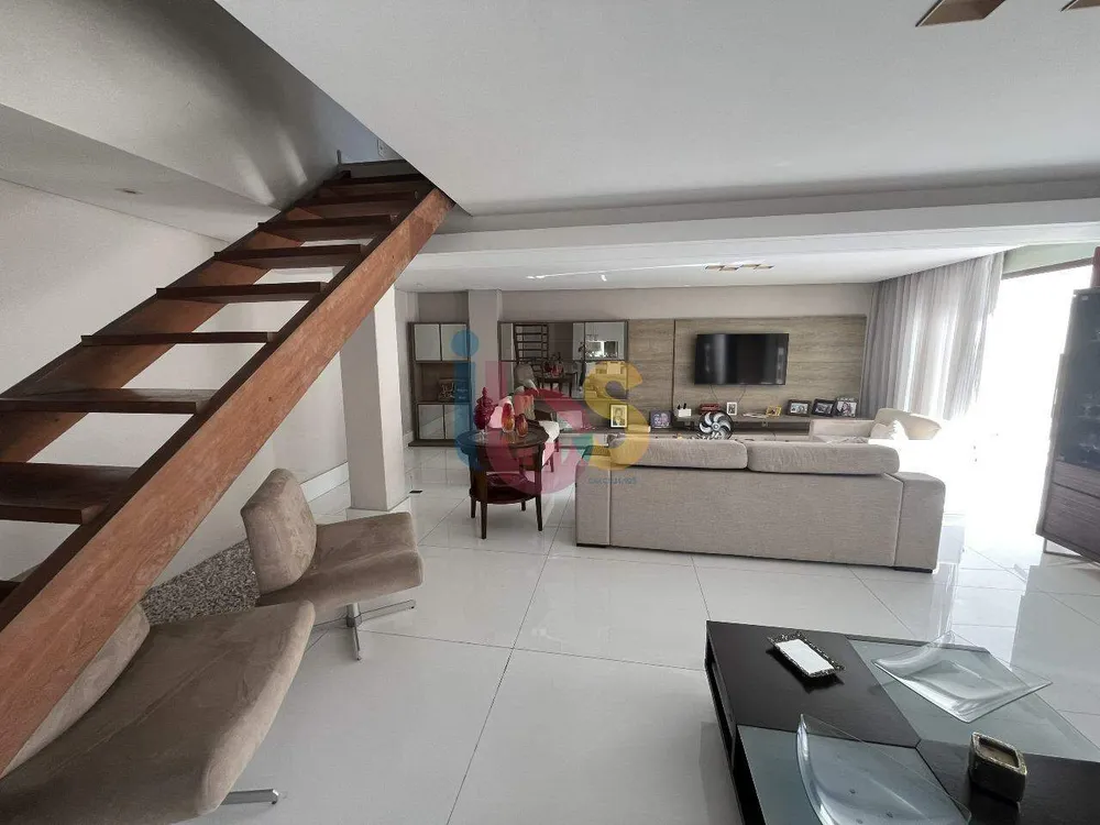 Casa, 3 quartos, 309 m² - Foto 2