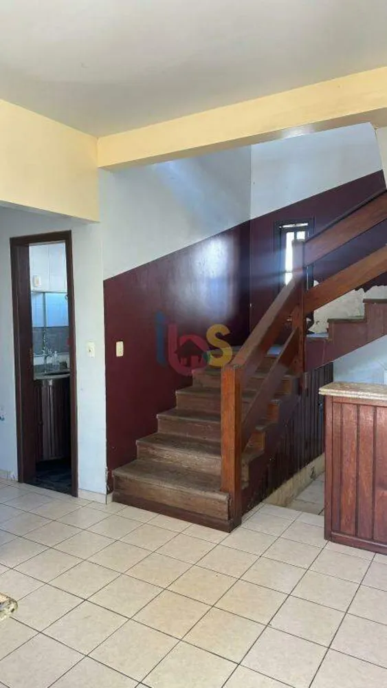 Casa, 6 quartos, 193 m² - Foto 9