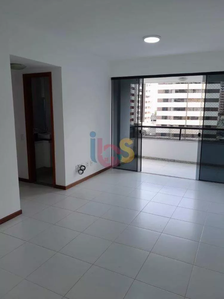 Apartamento à venda com 2 quartos, 68m² - Foto 2