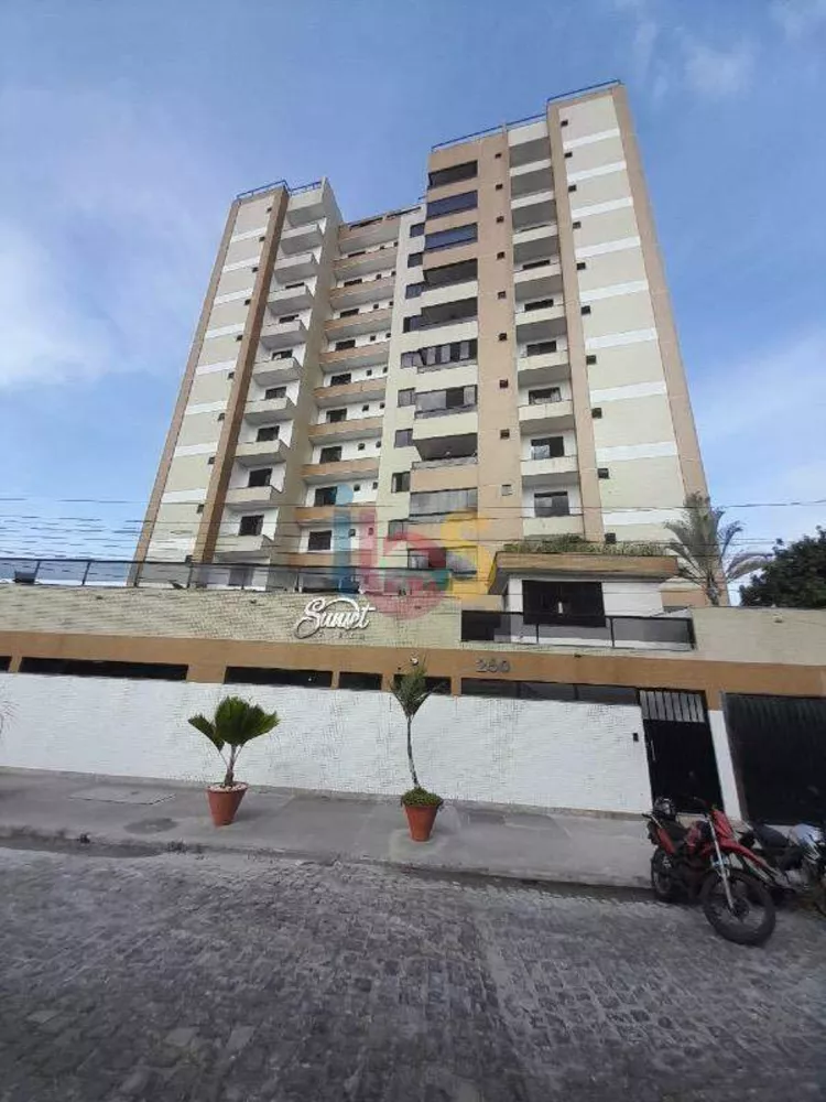 Apartamento à venda com 2 quartos, 68m² - Foto 1