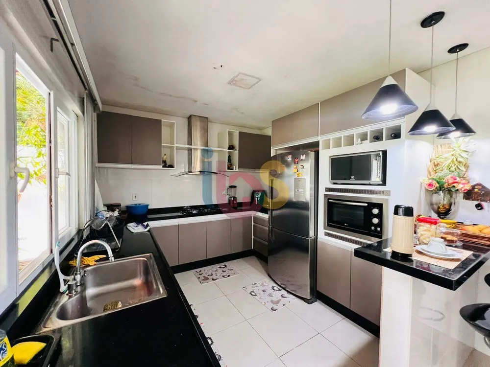 Casa, 3 quartos, 330 m² - Foto 11