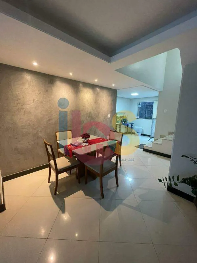 Casa, 4 quartos, 431 m² - Foto 3