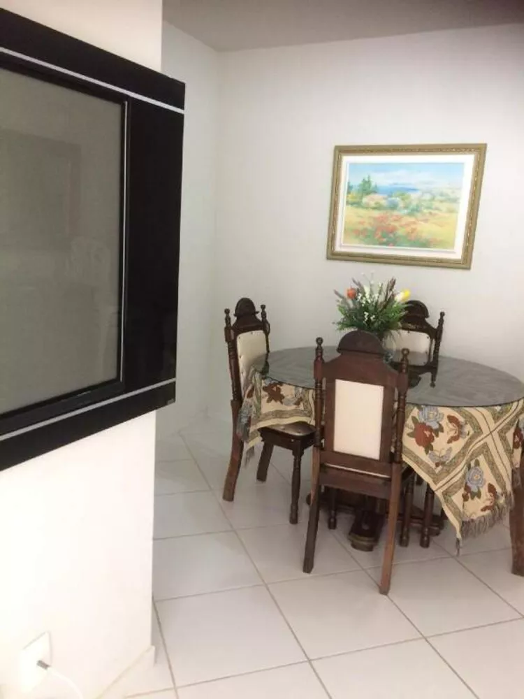 Apartamento à venda com 2 quartos, 60m² - Foto 5