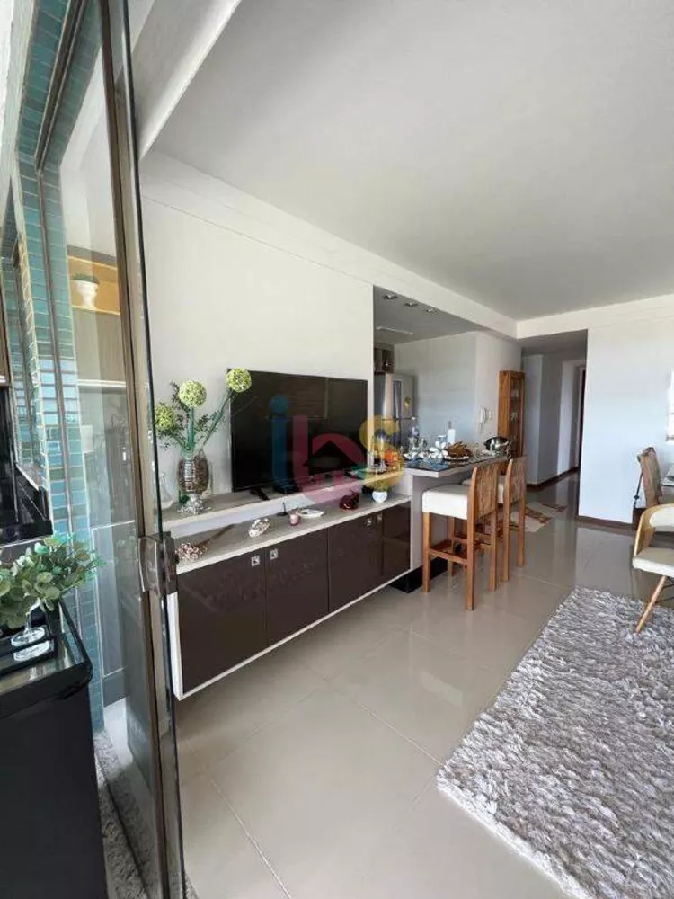 Apartamento à venda com 2 quartos, 85m² - Foto 3