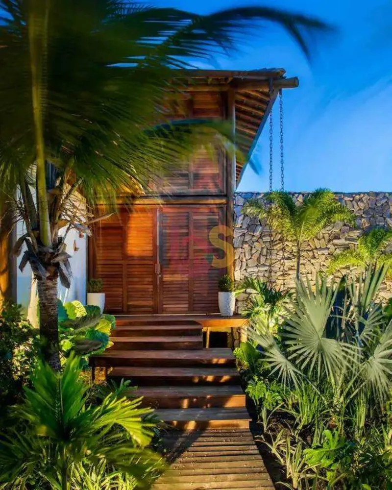 Casa, 7 quartos, 650 m² - Foto 1