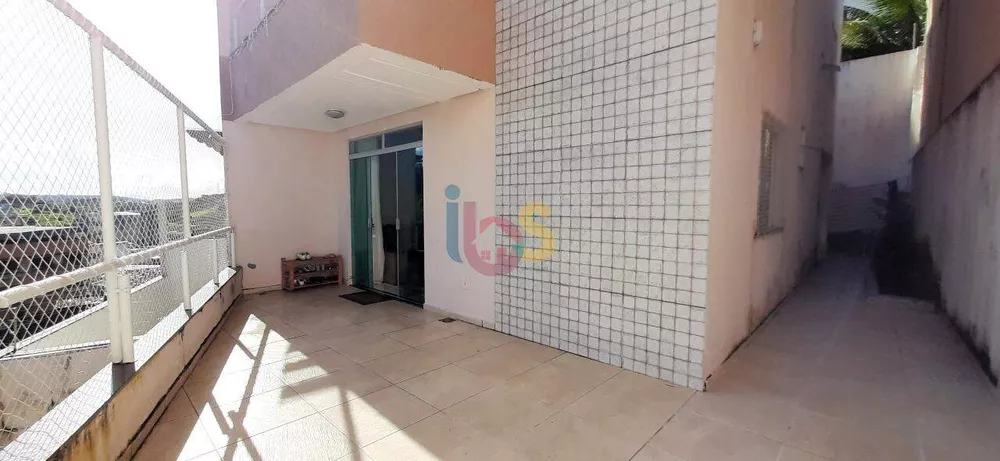 Casa à venda com 4 quartos, 200m² - Foto 1