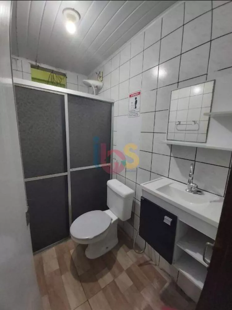 Casa à venda com 2 quartos, 70m² - Foto 6