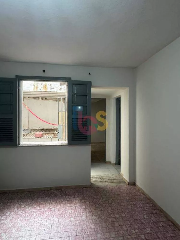 Apartamento para alugar com 2 quartos, 80m² - Foto 3