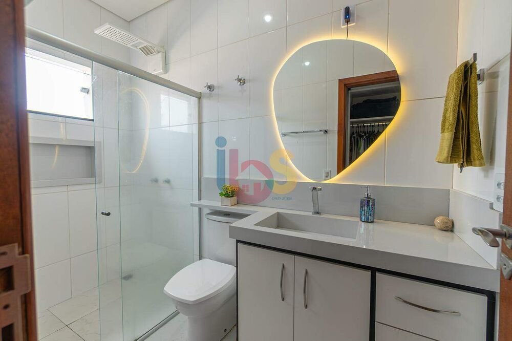 Casa à venda com 6 quartos, 220m² - Foto 15
