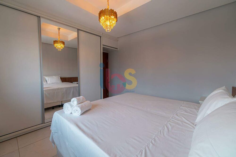Casa à venda com 6 quartos, 220m² - Foto 7
