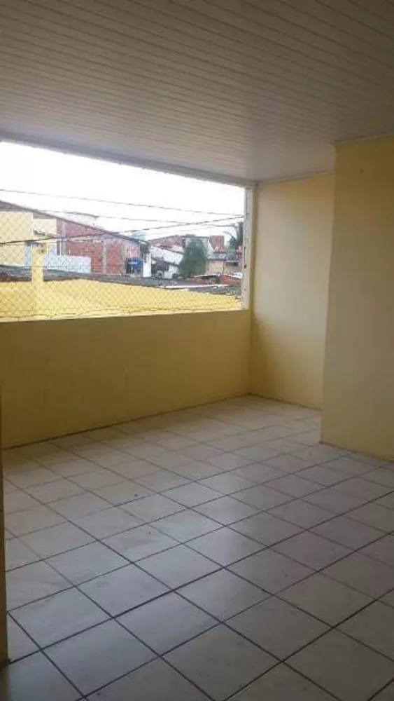 Casa à venda com 2 quartos, 141m² - Foto 1