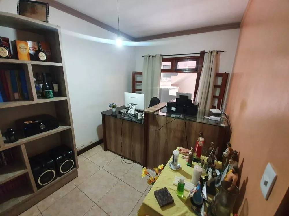 Casa à venda com 3 quartos, 186m² - Foto 7