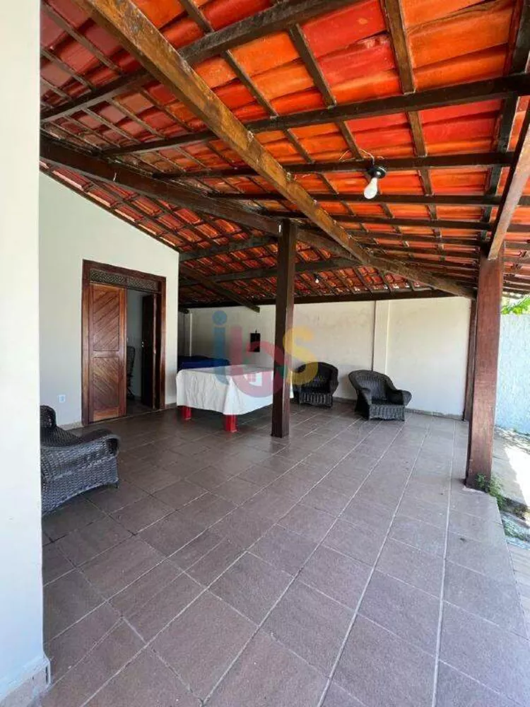 Casa à venda com 4 quartos, 200m² - Foto 3