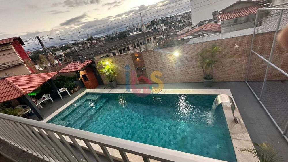 Casa, 3 quartos, 307 m² - Foto 3