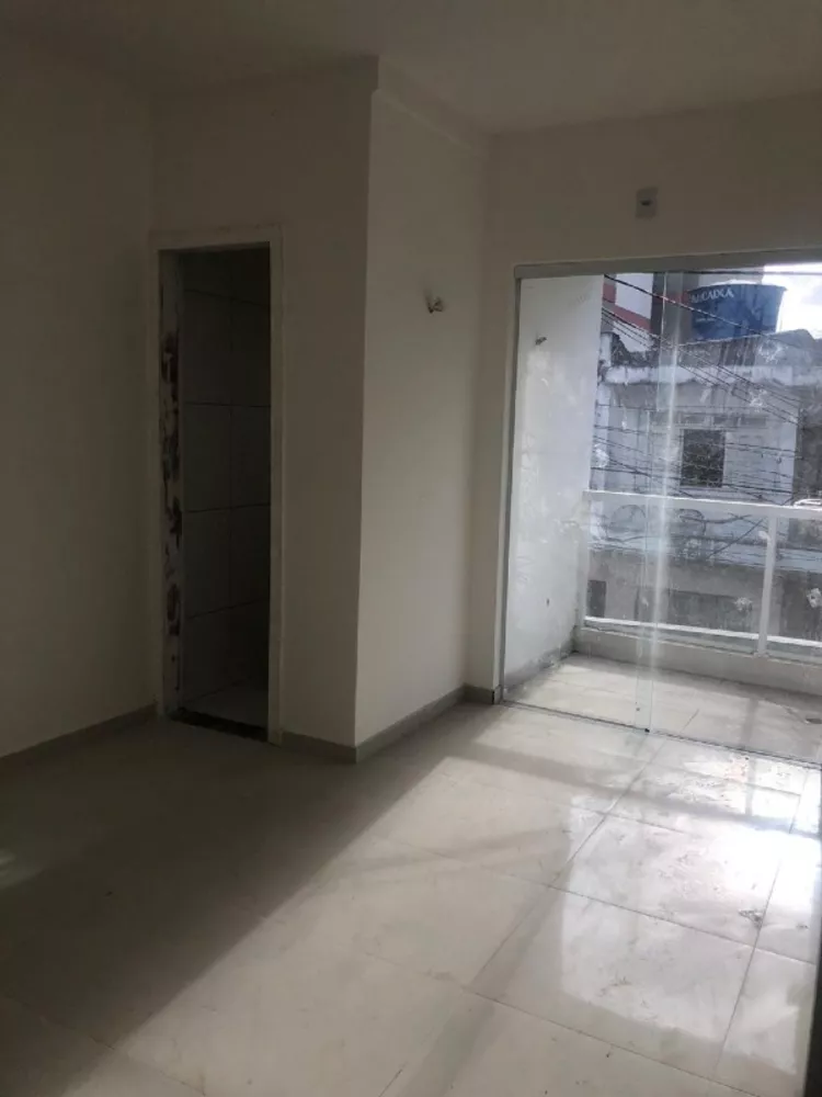 Apartamento à venda com 2 quartos, 80m² - Foto 4