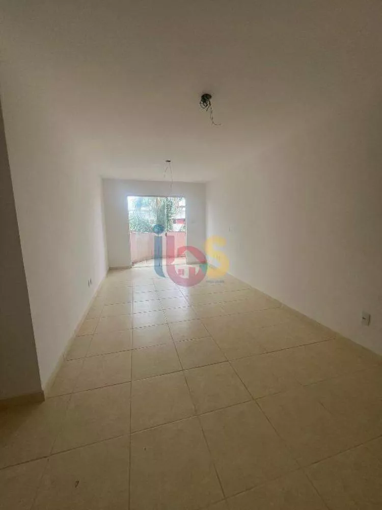 Apartamento à venda com 2 quartos, 68m² - Foto 3