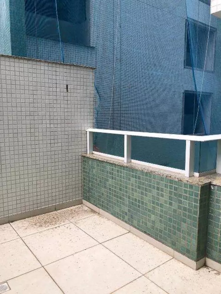 Apartamento à venda com 2 quartos, 90m² - Foto 2