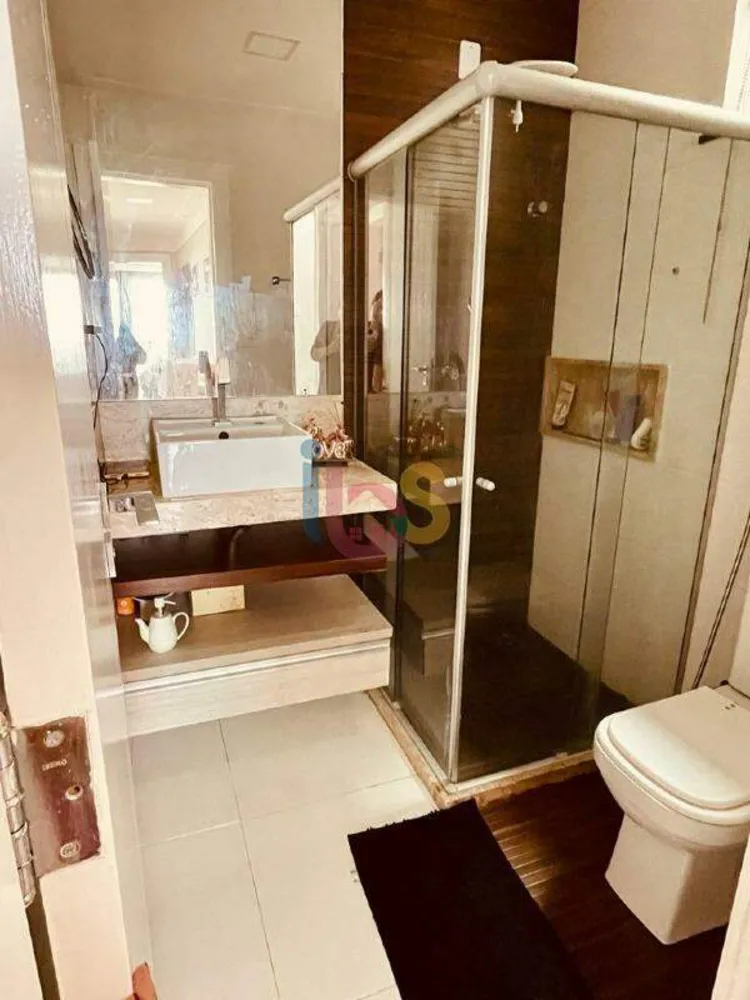 Casa, 7 quartos, 245 m² - Foto 9