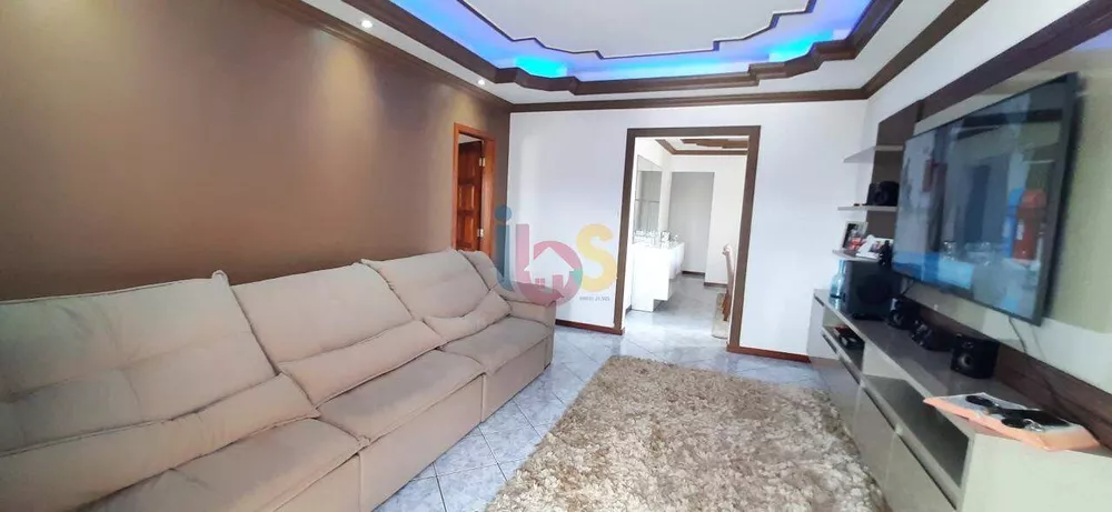 Apartamento à venda com 3 quartos, 128m² - Foto 1