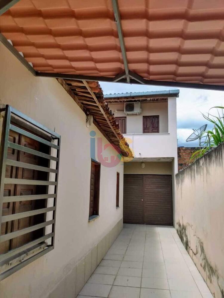 Casa, 4 quartos, 200 m² - Foto 1