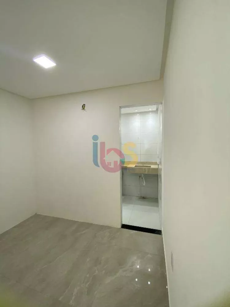 Casa à venda com 2 quartos, 178m² - Foto 4