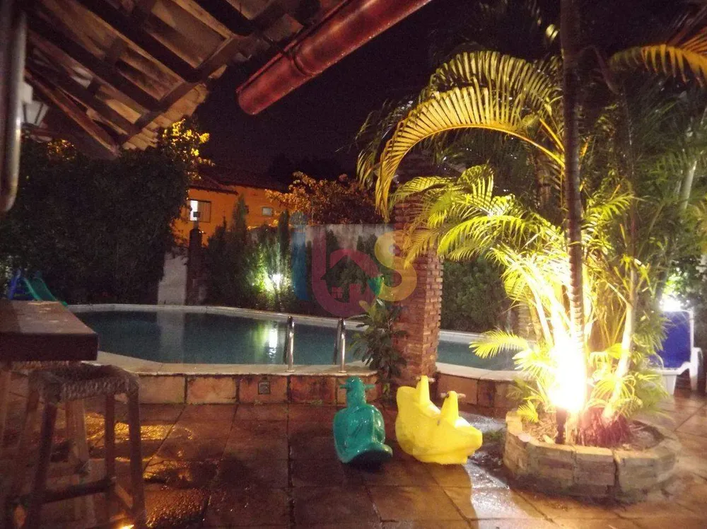 Casa, 6 quartos, 300 m² - Foto 26