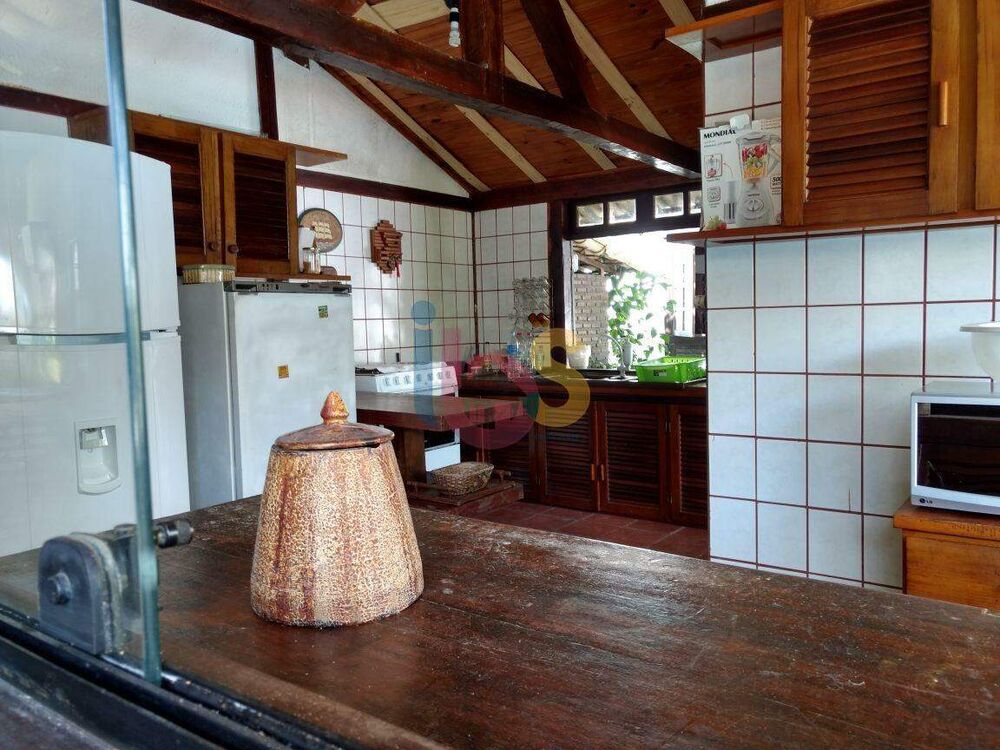 Casa, 6 quartos, 300 m² - Foto 16