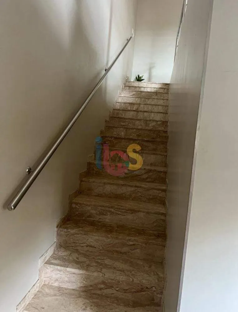 Casa, 4 quartos, 240 m² - Foto 5