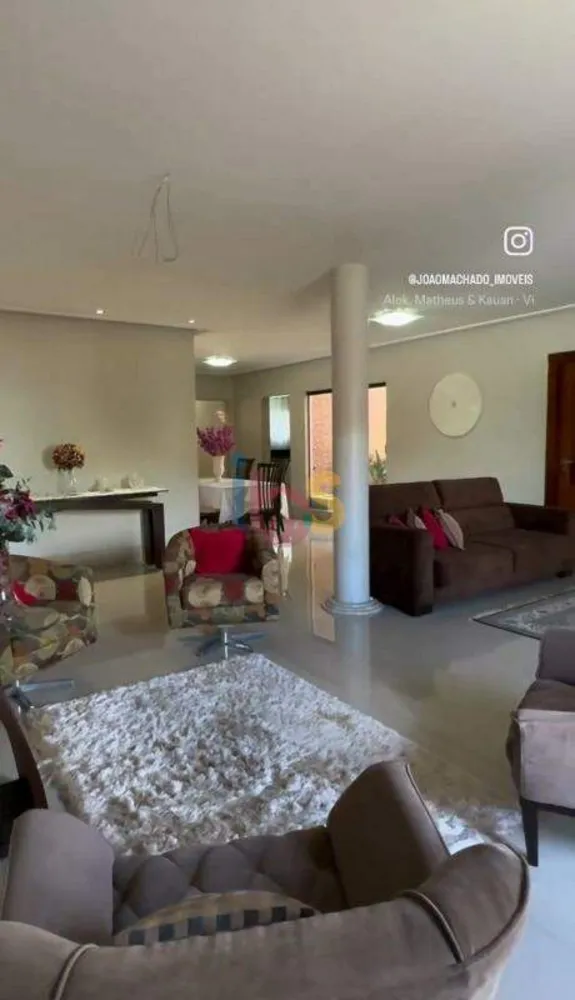 Casa, 4 quartos, 240 m² - Foto 8