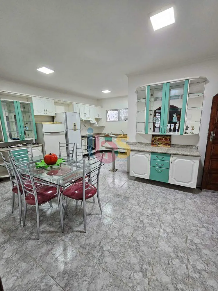 Casa, 3 quartos, 140 m² - Foto 3