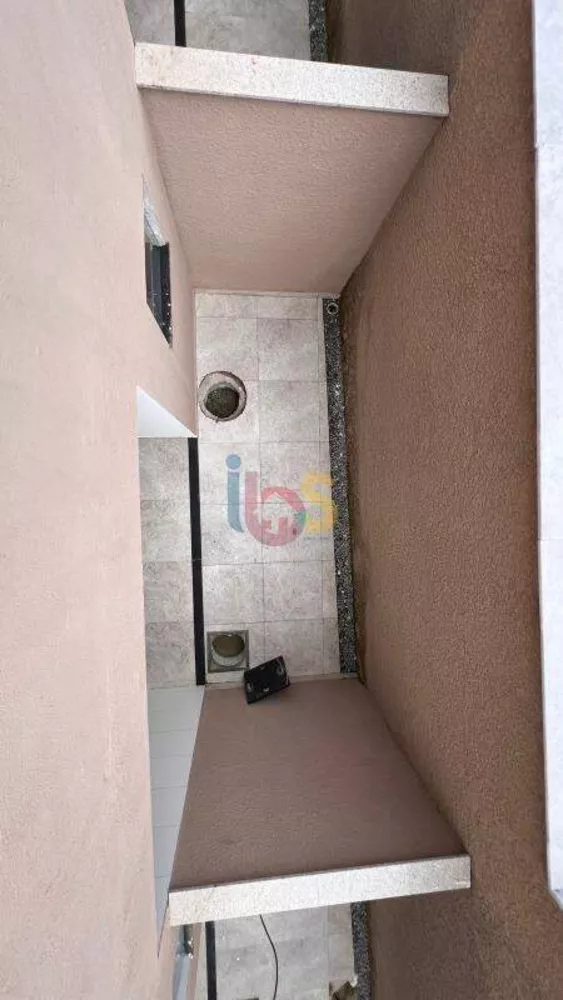 Apartamento à venda com 2 quartos, 70m² - Foto 4