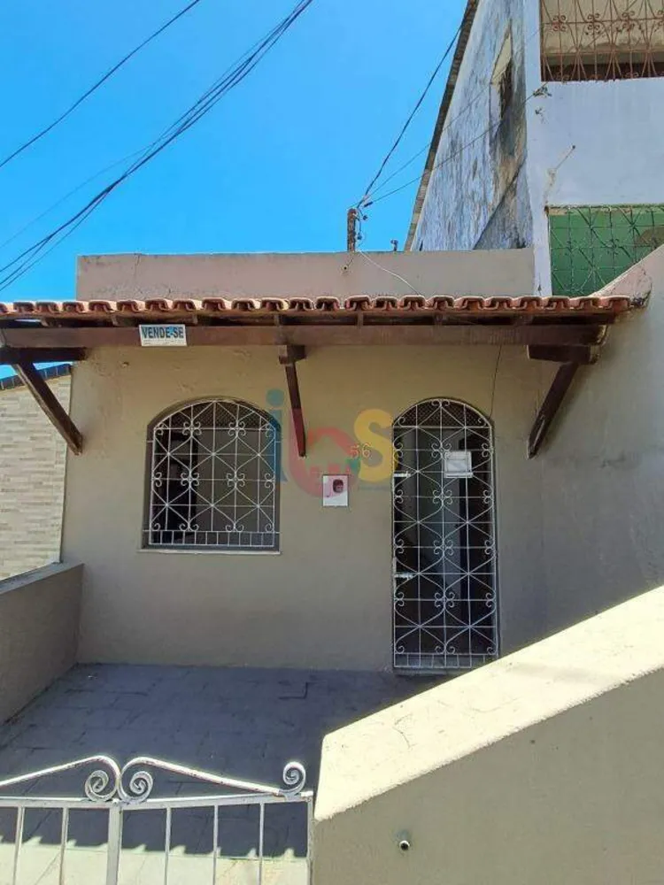 Casa, 2 quartos, 200 m² - Foto 1