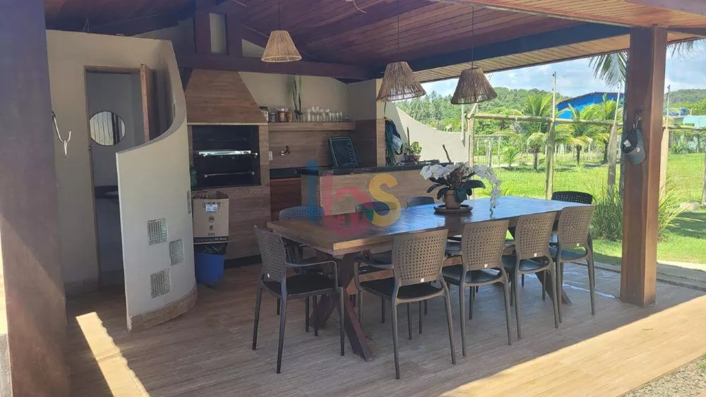 Casa à venda com 4 quartos, 140m² - Foto 3