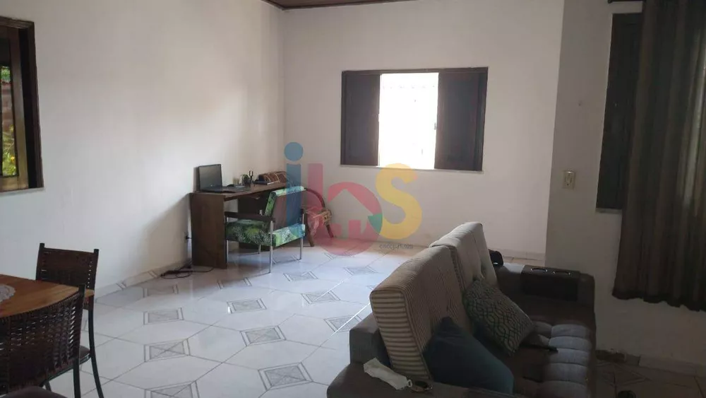 Casa à venda com 3 quartos, 80m² - Foto 3