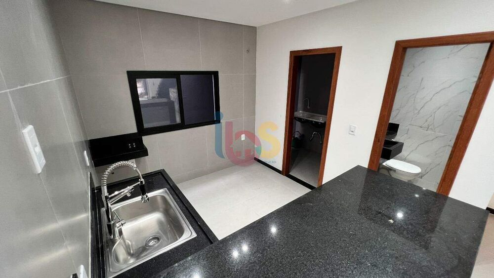 Casa, 2 quartos, 140 m² - Foto 1