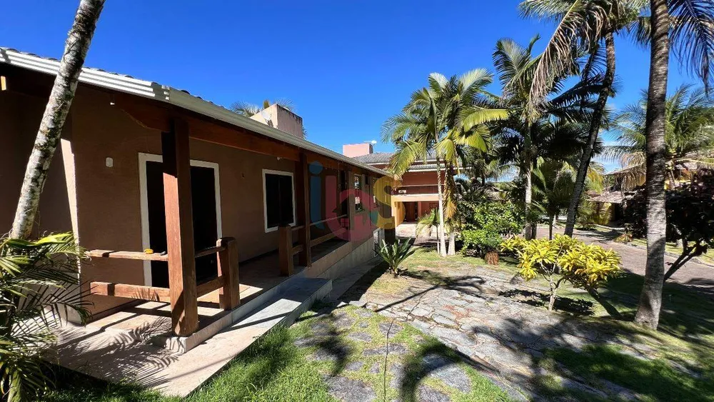 Casa, 4 quartos, 218 m² - Foto 1