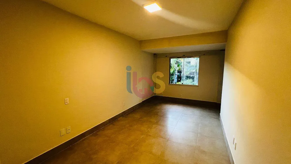Casa, 4 quartos, 218 m² - Foto 2