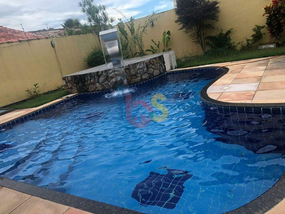 Casa, 4 quartos, 180 m² - Foto 1