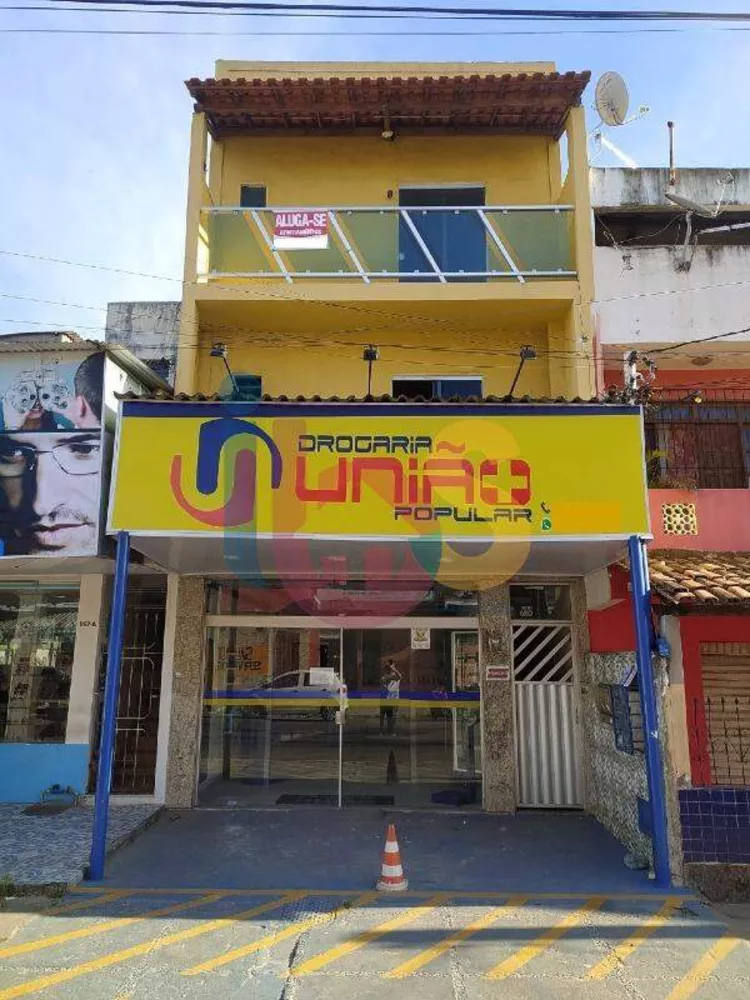 Casa Comercial à venda com 4 quartos, 100m² - Foto 1