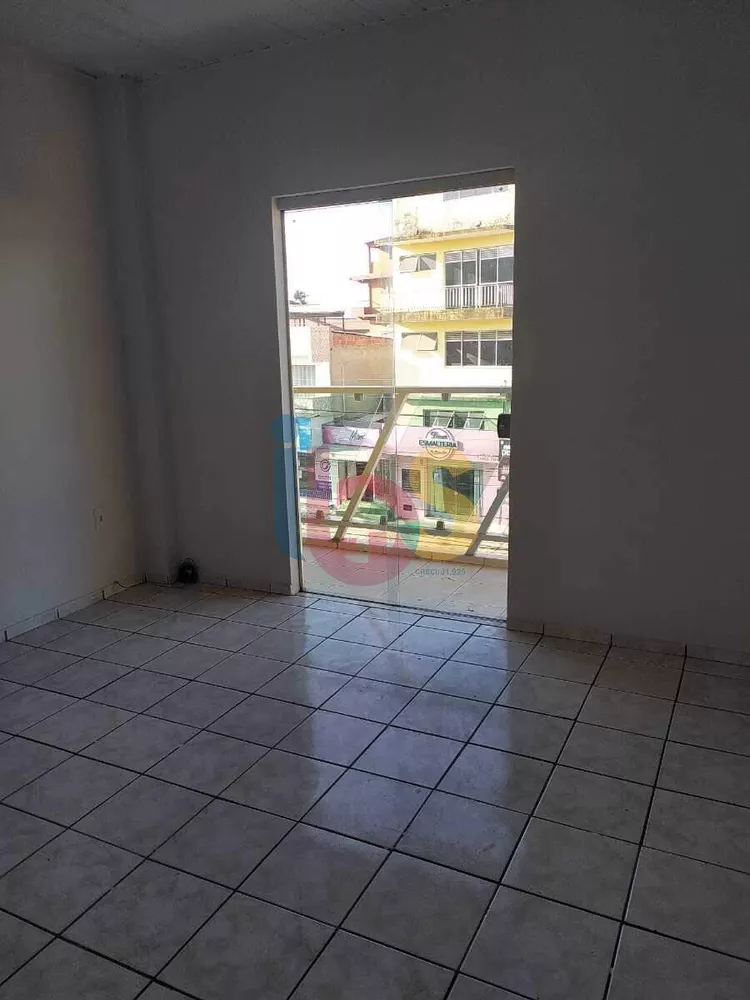 Casa Comercial à venda com 4 quartos, 100m² - Foto 4