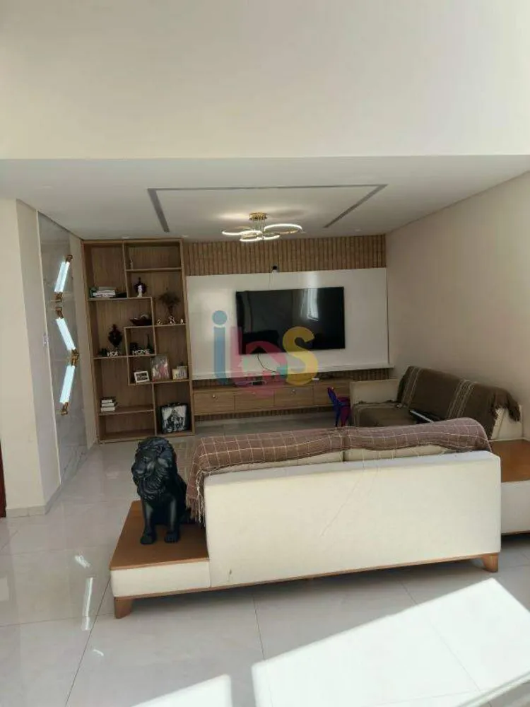 Casa, 3 quartos, 280 m² - Foto 3