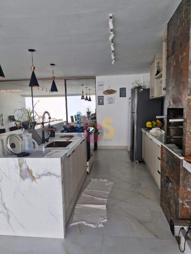 Casa à venda com 4 quartos, 350m² - Foto 18